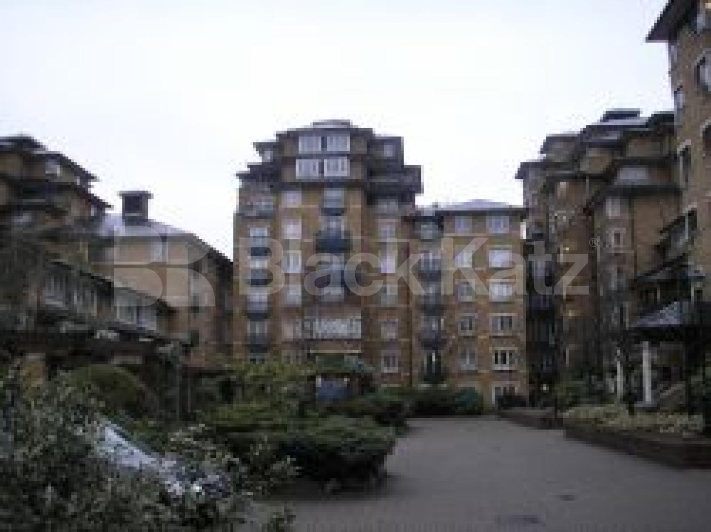 			1 Bedroom, 1 bath, 1 reception Flat			 Carlton Gate, MAIDA VALE